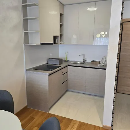 Appartement Promenada Lux *