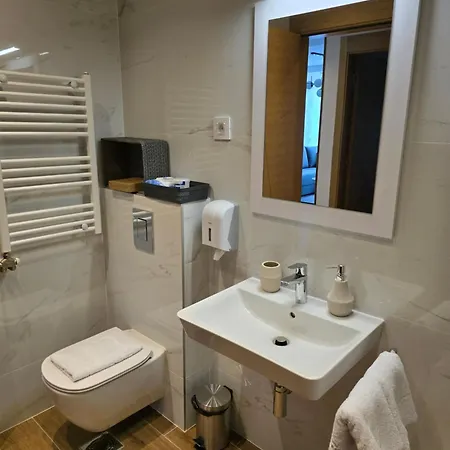 Promenada Lux * Novi Sad