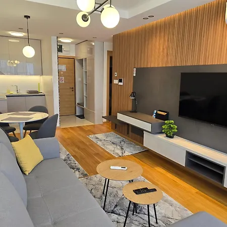 Promenada Lux Нови-Сад